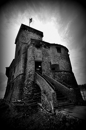 Rapallo: Castello sul mare