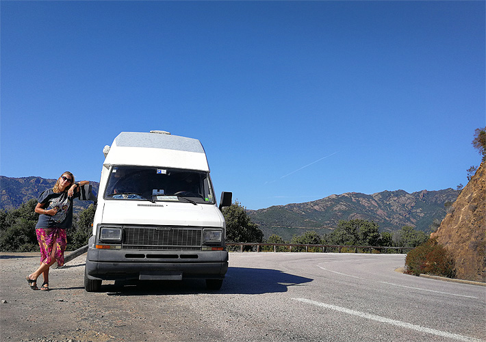 Col de Palmarella: On the road