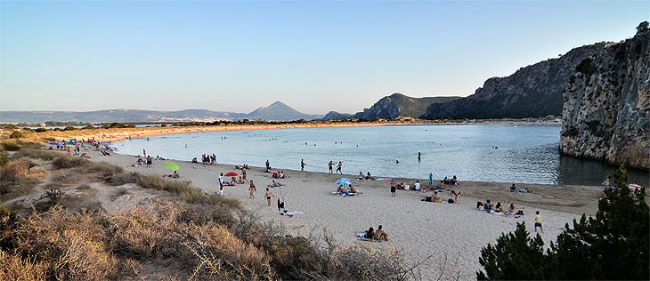 Voidokilia beach: Spiaggia mezzaluna