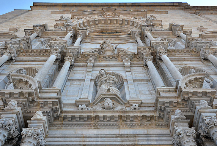 Girona: Santa Maria