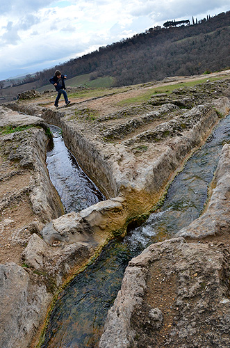 Bagno Vignoni: Canali