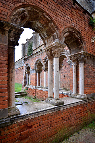 Chiusdino: Abbazia San Galgano