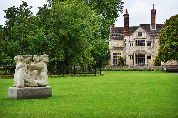 Lewes: Southover Grange