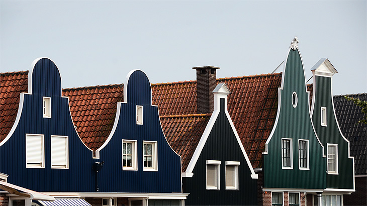 Volendam: Case