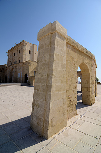 Santa Maria di Leuca: Santuario De Finibus Terrae