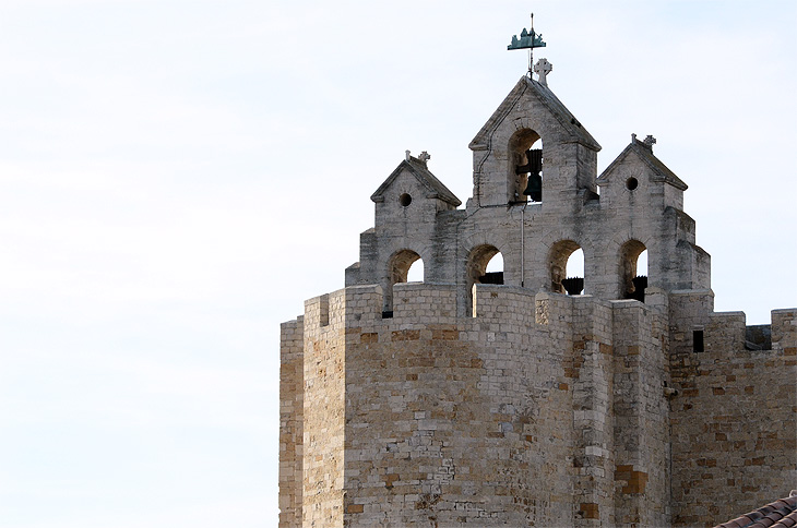 Saintes-Maries-de-la-Mer: Chiesa fortezza