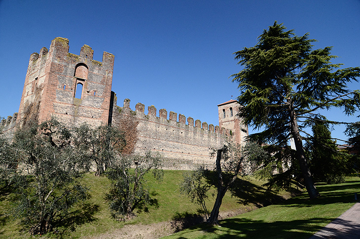 Lazise: Cinta muraria