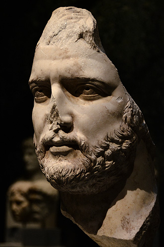 Museo Archeologico Nazionale di Atene: L'imperatore Adriano