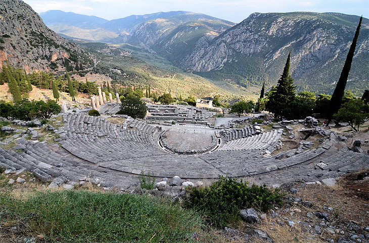 Delfi: Teatro