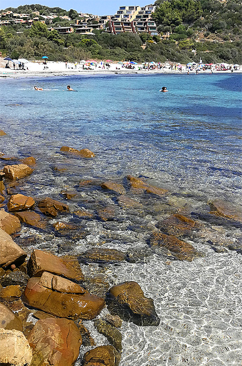 Simius: Spiaggia