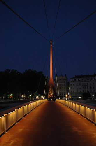 Lyon: Passerelle du Palais de Justice